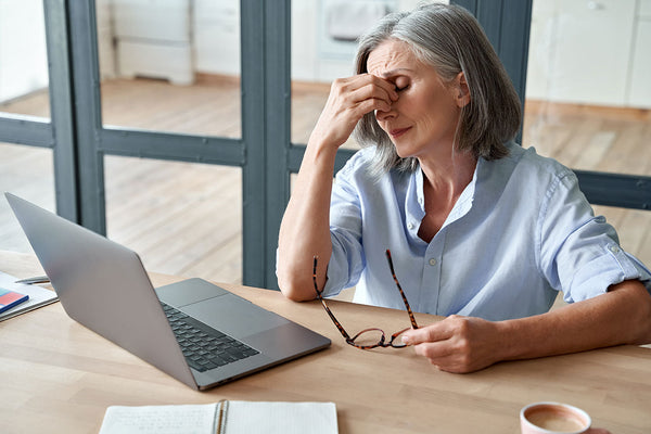 La ménopause est-elle oui ou non encore un sujet tabou en milieu de travail ?