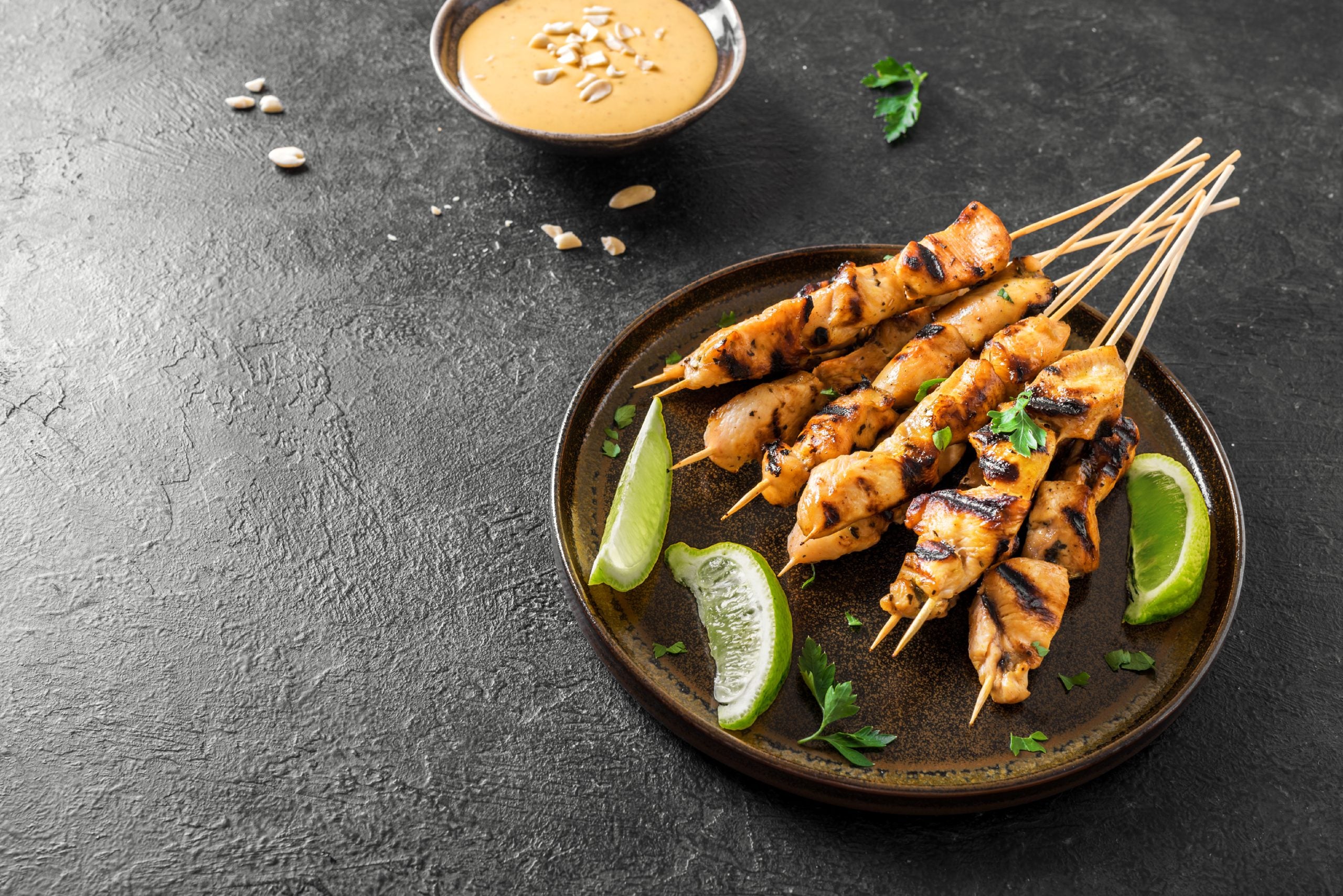 Brochettes de poulet au coco et citron vert - Recette Keys Nutrition