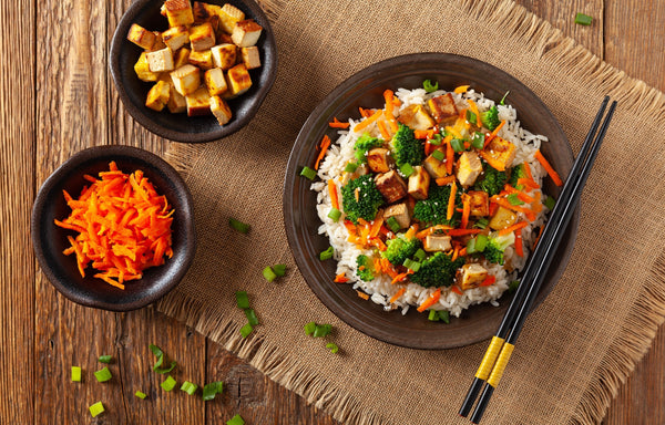 Sauté de tofu et edamame coloré
