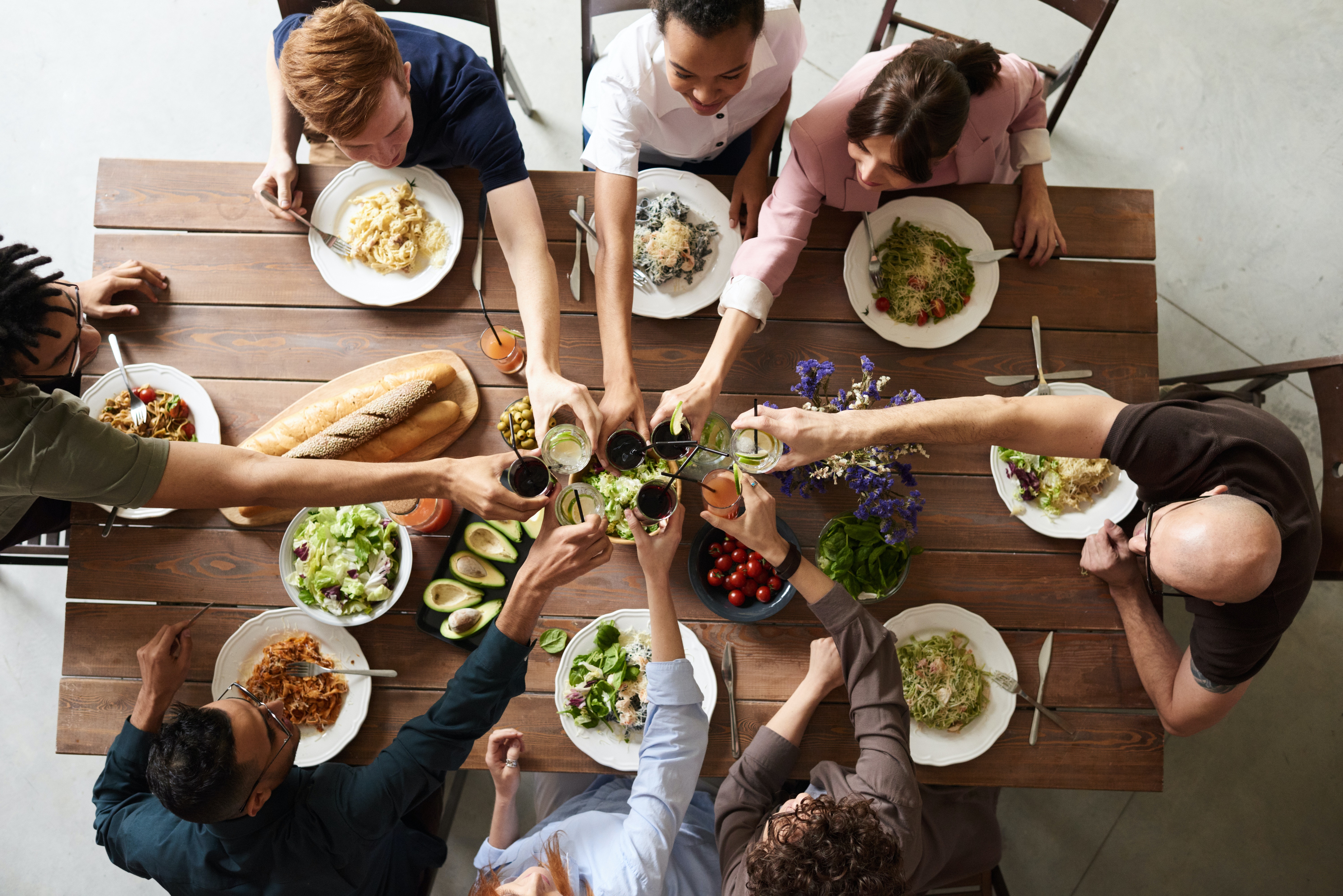 Tablée entre amis
